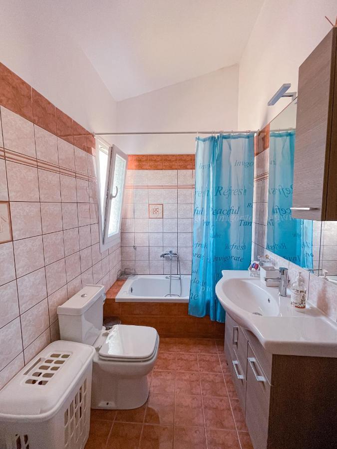 Athina Villa - Premier Sea Palaiontsiflikion Exterior photo